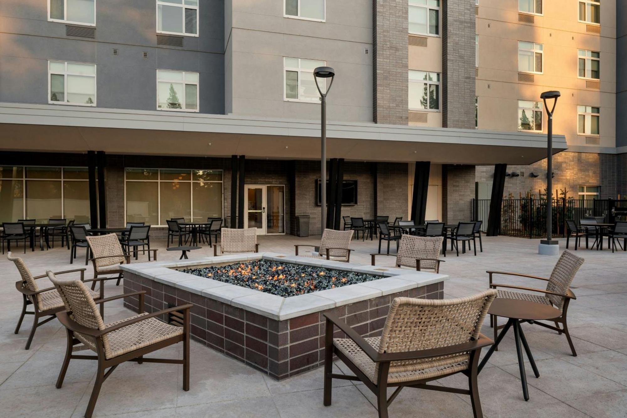 Towneplace Suites By Marriott Sacramento Rancho Cordova Bagian luar foto